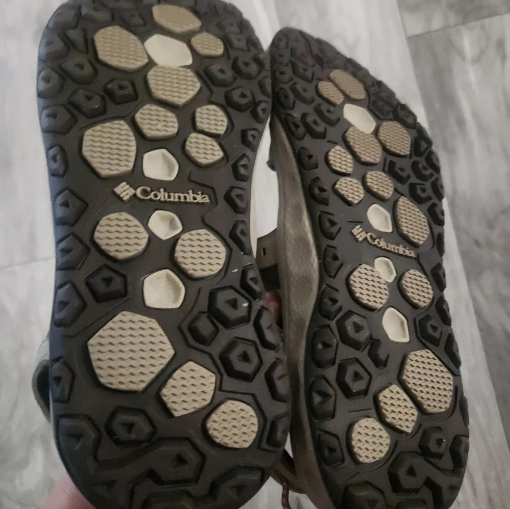 Columbia Sportswear Sandals size 8
